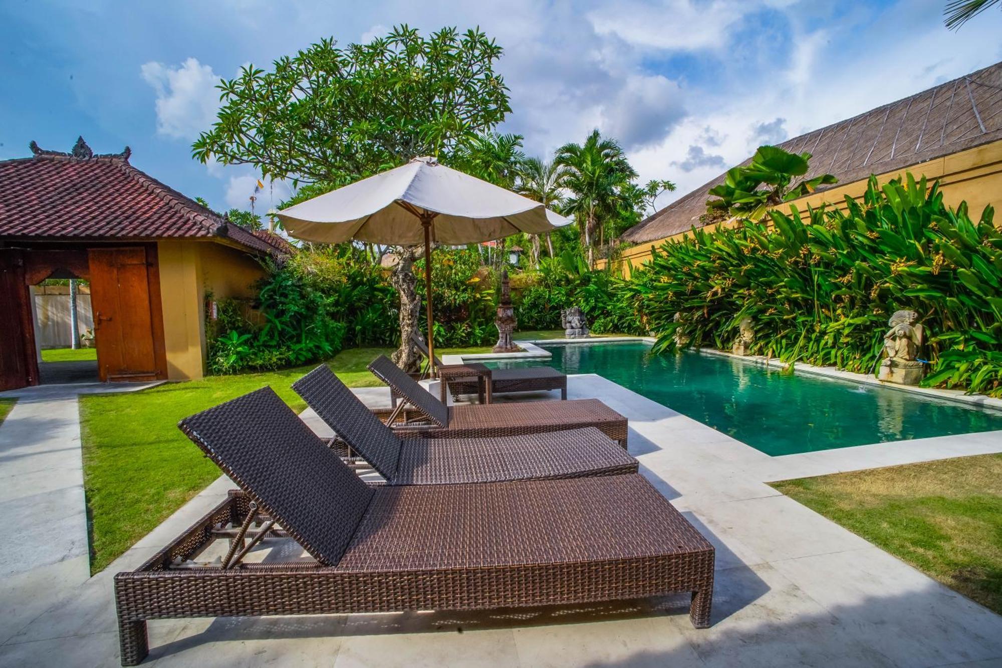 Bali Dyana Villas Seminyak Exteriör bild